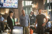 Die Suche nach Paul Jenks, alias "Baitfish" geht weiter: Lasalle (Lucas Black), Pride (Scott Bakula) und Brody (Zoe McLellan).
