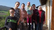 v.li.n.re.: Lucas, Jasmin, Mama Nadine, der kleine Janick, Papa Michael mit Hannah, Tobias und die Oma