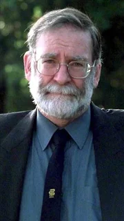 Die genaue Zahl seiner Opfer wird für immer verborgen bleiben: Der Arzt Harold Shipman wurde im Jahr 2000 wegen 15-fachen Mordes verurteilt. Man geht davon aus, dass "Dr. Death" mindestens 275 seiner Patienten mit einer Überdosis Morphium getötet hat. Die genaue Zahl seiner Opfer wird für immer verborgen bleiben: Der Arzt Harold Shipman wurde im Jahr 2000 wegen 15-fachen Mordes verurteilt. Man geht davon aus, dass "Dr. Death" mindestens 275 seiner Patienten mit einer Überdosis Morphium getötet hat.