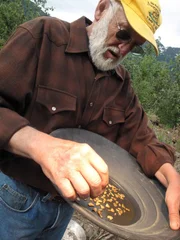 (Multiple values) Discovery Networks Picture Publicity. This picture may be used solely for Discovery Networks programme publicity purposes. May be reproduced in editorial press & listings in connection with the current broadcast of the Discovery Networks programme(s) only. Not to be reproduced or redistributed for any use or in any medium that is not set out above. All rights reserved. (Multiple values) Discovery Networks Picture Publicity. This picture may be used solely for Discovery Networks programme publicity purposes. May be reproduced in editorial press & listings in connection with the current broadcast of the Discovery Networks programme(s) only. Not to be reproduced or redistributed for any use or in any medium that is not set out above. All rights reserved.