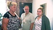 Silvias Tochter Estefania (re.) hat unterdessen ganz andere Probleme. Die 17-Jährige leidet seit fast vier Monaten an Kopfschmerzattacken. Nun stehen in der Düsseldorfer Uniklinik erneut Untersuchungen an.