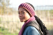 Helen (Naomie Harris)