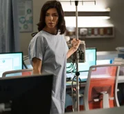 Angie Everett (Cindy Sampson)