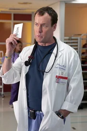 John C. McGinley (Dr. Perry Cox).