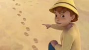 Peter entdeckt die Fußspuren auf dem Schulhof.
