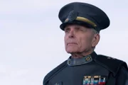 Fleet Admiral Hood (Keir Dullea)