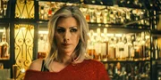 Mariah (Hayal Kaya) hinter der Bar in ihrem Nachtclub. Sie möchte von Blum, die bei ihr Unterschlupf sucht, wissen, ob sie von der Polizei gesucht wird.