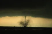 Tornado - May 22, 2010 - South Dakota.Tornado Đ May 22, 2010 Đ South Dakota.