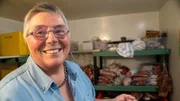 Sabine Nußbaum und ihre Produkte vom Hof.