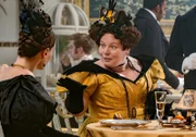 Isabella “Tib” Norcliffe (Joanna Scanlan)