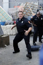 Kevin Gable (Kevin James, l.), Tyrone 'Goody' Goodman (Leonard Earl Howze)
