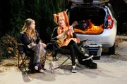 Kendra Gable (Taylor Spreitler), Chale Witt (Ryan Cartwright)