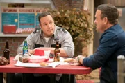 Kevin Gable (Kevin James), Duffy (Lenny Venito)