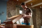 Tom Keen (Ryan Eggold)