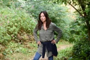 Hundertmal Frühling, Simone Thomalla als Katja Baumann