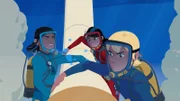 Auru (l.), Timeti (M.) und Yann (r.) haben den dicken Schlauch entdeckt, mit dem der Sand der Lagune abgesaugt wird. Sie versuchen mit aller Kraft, den Schlauch zu lösen.