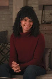 Regina Howard (Christina Moses)