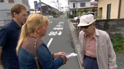 Julia (M.) und ihr Dolmetscher (l.) suchen in Japan nach Saeed, dem vermissten Bruder von Aghdas ...