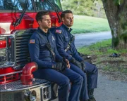 L-R: Evan 'Buck' Buckley (Oliver Stark), Eddie Diaz (Ryan Guzman)