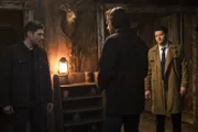 (v.l.n.r.) Dean Winchester (Jensen Ackles); Sam Winchester (Jared Padalecki); Castiel (Misha Collins)