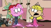 L-R: Lana, Lola.