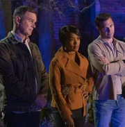 L-R: Bobby Nash (Peter Krause), Henrietta 'Hen' Wilson (Aisha Hinds), Eddie Diaz (Ryan Guzman)