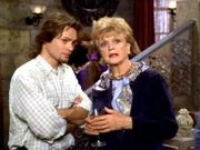 Ian (Ross Kettle) bittet Jessica (Angela Lansbury), einen mysteriösen Mord aufzuklären.