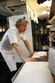 Das Chaos, das ihn im "The Capri" erwartet, schockiert sogar den abgebrühten Profi Gordon Ramsay ...