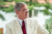 Kyle MacLachlan (Franklin D. Roosevelt).
