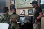 L-R: Lisa Davis (Toni Trucks), Ray Perry (Neil Brown Jr.) und Jason Hayes (David Boreanaz)