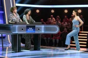 Moderatorin Esther Sedlaczek mit den Kandidaten Alexander und Barbara Wussow - beide Schauspieler, Team "WUSSOW".