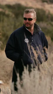 Eine tote Frau wird in der Wüste aufgefunden. Die Leiche ist völlig ausgemergelt und verstümmelt. Als sich herausstellt, um wen es sich handelt, wird Gil Grissom (William Petersen) mit einer alten Bekanntschaft konfrontiert...