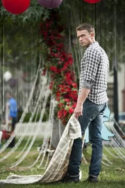 Wade (Wilson Bethel) möchte nicht länger die Rolle des Platzhalters in Zoes Leben einnehmen.