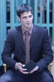 Detective Flack (Eddie Cahill)