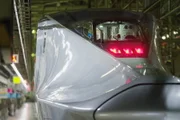Der pünktlichste Zug der Welt - Unterwegs mit dem Shinkansen Von Tokio zum japanischen Meer Shinkansen