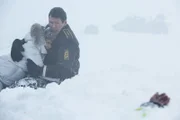 Thin Ice. Staffel 1, Folge 4. Bianca Kronlöf als Liv Hermanson, Angunnguaq Larsen als Enok Lynge.