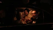 Nour und Fares haben große Erwartungen an ihre Hochzeitsnacht.