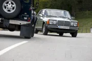 Martin Gruber (Hans Sigl) entgeht nur knapp einem Frontalzusammenstoß.