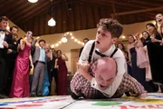 Mobley (Philip Labes, oben); Beau Bowman (David Koechner, unten)