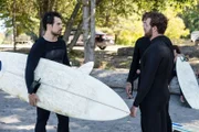 Cole Ellis (Giacomo Gianniotti, l.); Chilly (Patch May, r.)
