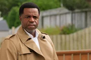 Sup. Joseph Donovan (Kevin Hanchard).