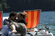 Lilli und Mario feiern die gelungene Mathearbeit.