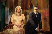 L-R: Penny (Kaley Cuoco), Tom (Riccardo LeBron)