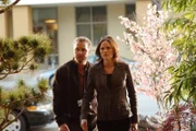 Gil Grissom (William Petersen) und Sara Sidle (Jorja Fox) suchen nach Hintergründen, die sie zu dem Mörder von Jeff Powell führen.