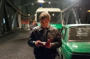 Grenzöffnung: Martin (Florian Lukas) am Grenzübergang Bornholmer Strasse.