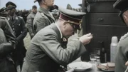 Am 1. Juni geht Hitler nach Belgien, weil die Deutschen von 1914 bis 1918 in Flandern in den Schützengräben kämpften.