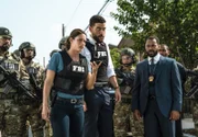 Maggie Bell (Missy Peregrym, l.); Omar Adom Zidan (Zeeko Zaki, r.)