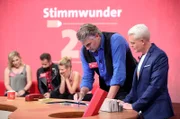 Das Team "Stimmwunder" v. li.: Laura Wilde, Leonard, Ella Endlich, Björn Landberg, Guido Cantz.