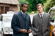 Felix Livingstone (Jerry Iwu, l.) und Sam Gillespie (Max Brown, r.).