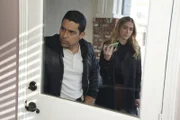 Nick Torres (Wilmer Valderrama, l.); Ellie Bishop (Emily Wickersham, r.)